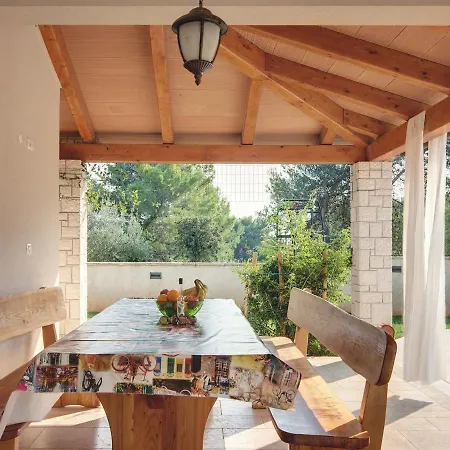 With Pool In The South Of Istria Villa *