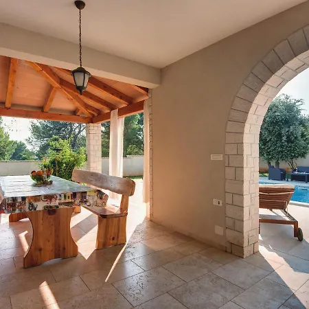 With Pool In The South Of Istria *