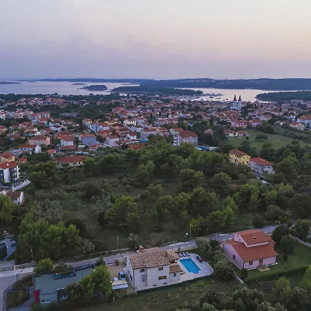 Villa With Pool In The South Of Istria *