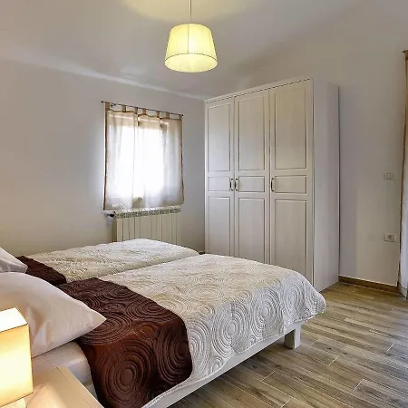 Villa With Pool In The South Of Istria *