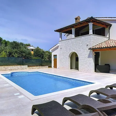 With Pool In The South Of Istria *