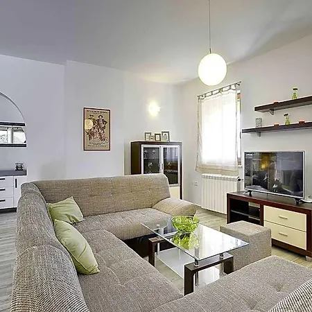 With Pool In The South Of Istria *