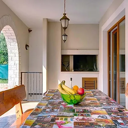 With Pool In The South Of Istria Villa *